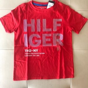 NWT Tommy Hilfiger boys graphic T-shirt
